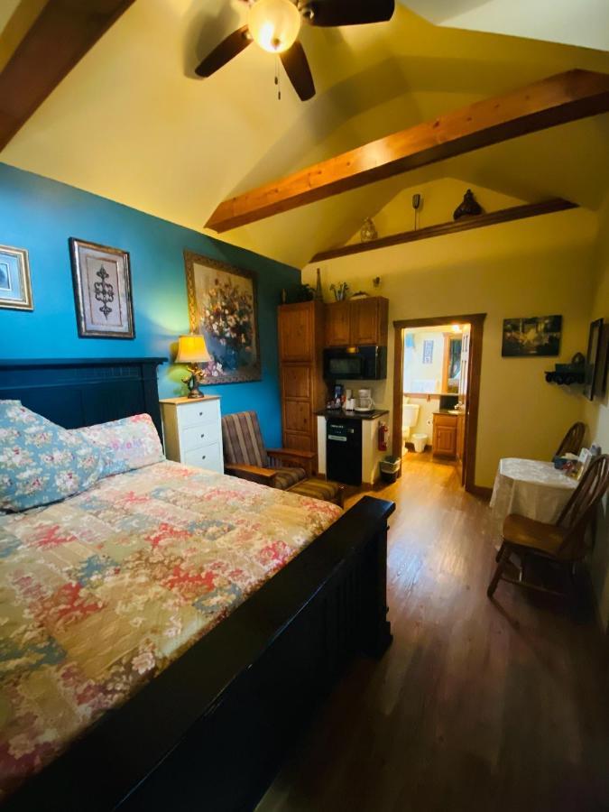 All Seasons Treehouse Village Eureka Springs Esterno foto