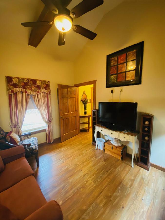 All Seasons Treehouse Village Eureka Springs Esterno foto